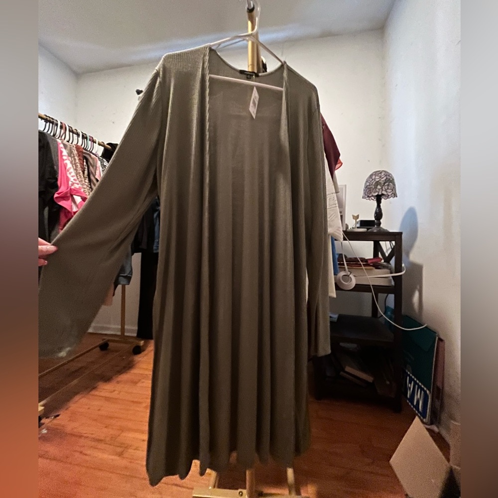 Green long cardigan